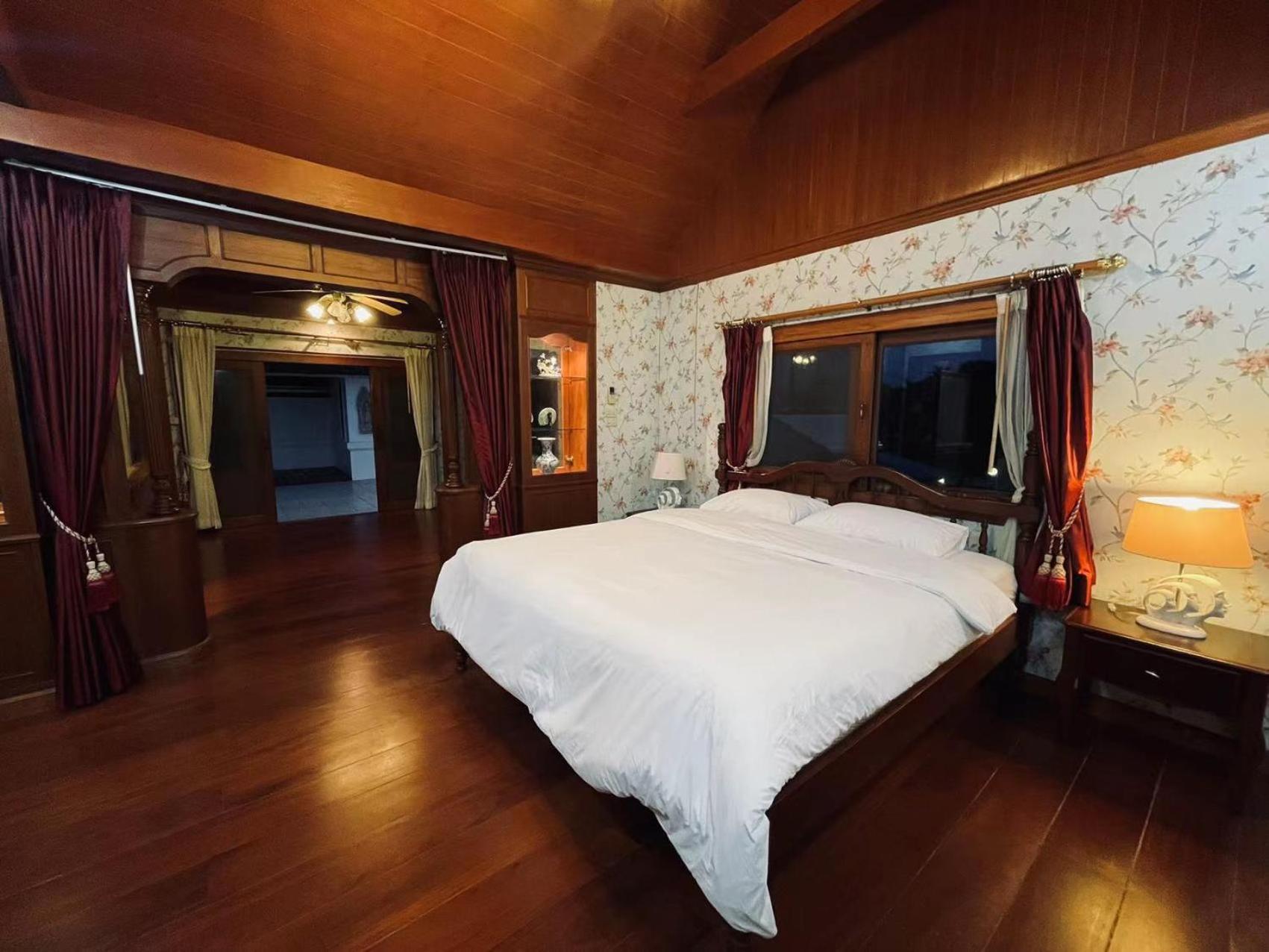 Phoenix Golf 10 Badroom Pool Villa Ban Huai Yai Экстерьер фото